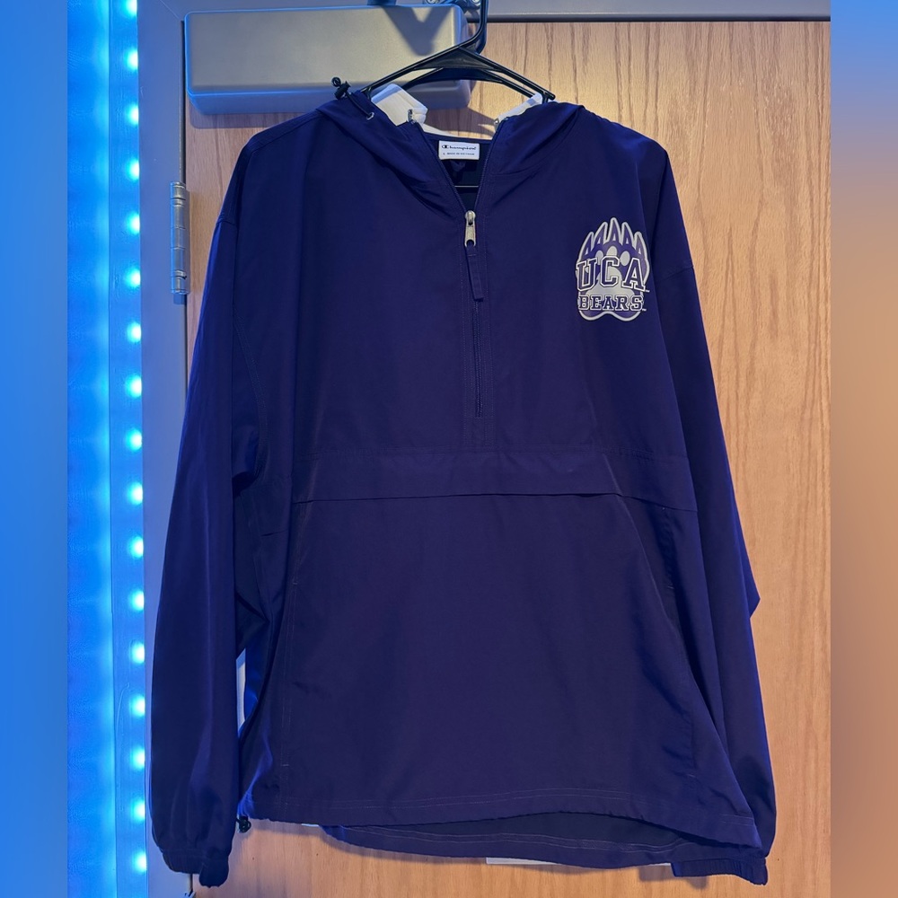 Men’s UCA windbreaker